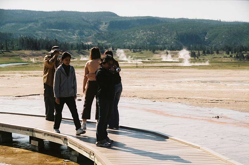 people-at-yellowstone-on-tour-1357-from-las-vegas