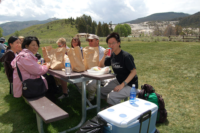 yellowstone-tour-from-slc-1193-lunch-time